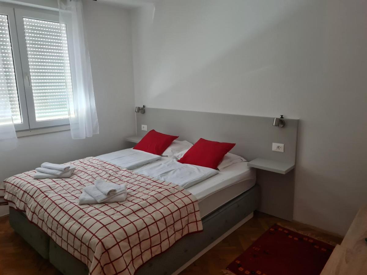 Sara Appartement Mostar Buitenkant foto